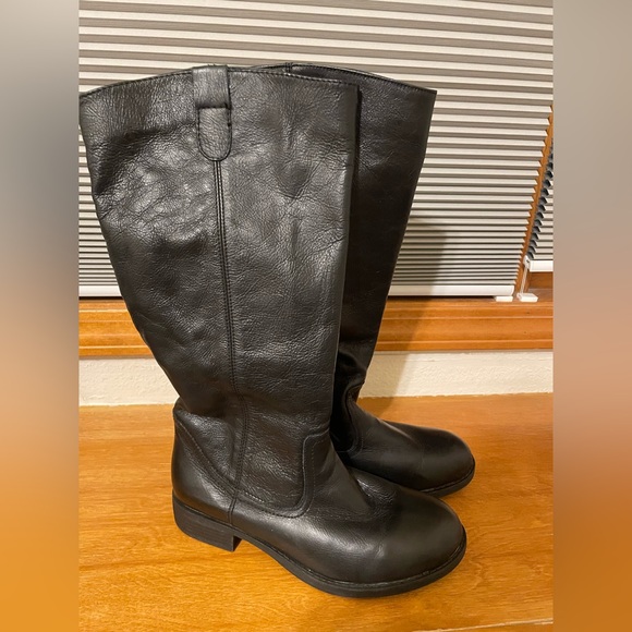 Kenneth Cole Reaction Black Boots sz 8 - Picture 3 of 6